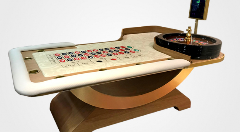Toalha de Mesa Retangular Para Carteado e Jogos 2,50 X 1,50m Preta Modelo 2  Cidade do Poker - Cidade do Poker Mobile